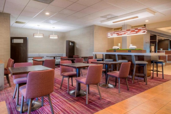 Courtyard by Marriott Raleigh Crabtree Valley image 25